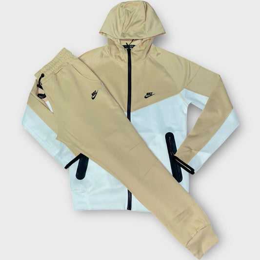 Chandal Nike Tech